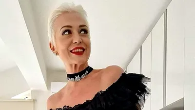 Cum arată pensiunea Monicăi Anghel de la munte? Conacul are 8 camere și te poți caza în el