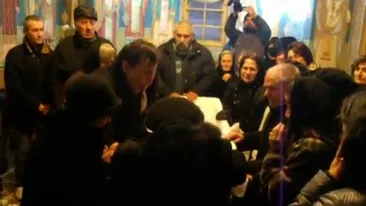 Momente terifiante in familia studentei de la ASE care a facut infarct! Parintii nu se mai dezlipesc de sicriul Andreei