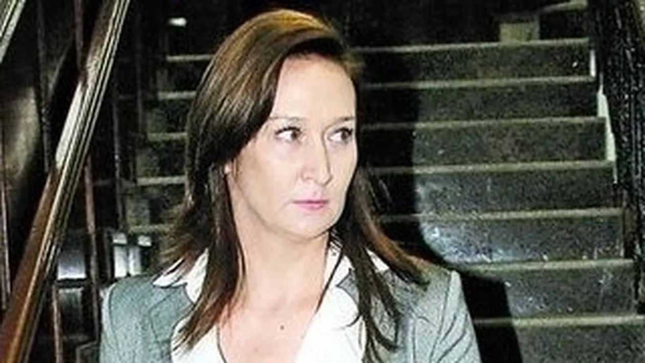 Deputatul Dan Pasat, acuzat de fosta iubita ca nu-si plateste datoriile fata de ea si de copil: Se distreaza cu secretara la mare pe banii mei!