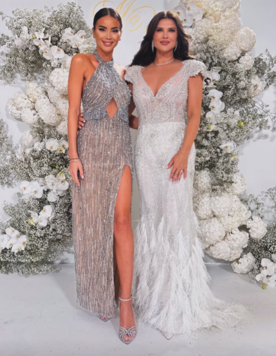 Prima rochie purtată de Monica Bîrlădeanu/ Sursa foto: Instagram