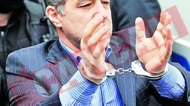 Ii pare rau ca l-a legat