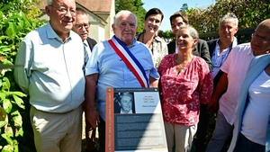 Alain Delon, uitat de proprii copii. Motivul pentru care Anthony, Anouchka și Alain-Fabien nu au fost prezenți la parastasul de un an al tatălui lor