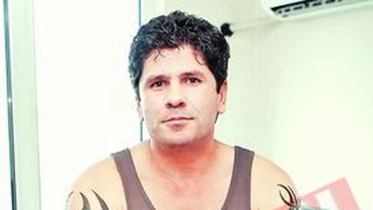 Ogica a ajuns marca de blugi