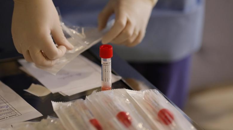 ULTIMA ORĂ! Începe testarea în masă, în România! Coreea de Sud trimite 200.000 de kituri pentru detectarea coronavirusului
