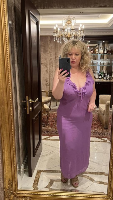 Provocarea inedită prin care Oana Lis a ajuns lângă Brad Pitt. Imaginile au devenit virale