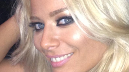 Laura Cosoi a ajuns la mare si a facut asta! Fanii au innebunit cand au vazut-o in aceasta ipostaza: "Momente fericite"