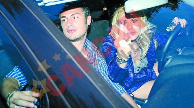 Fane Radu cu saorma, iubita lui cu m..e!