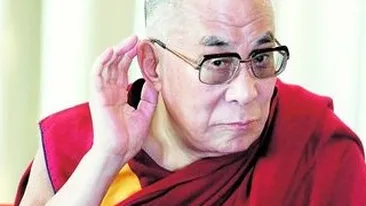 Agentii chinezi i-au pus gand rau liderului spiritual tibetan. Femei cu otrava pentru Dalai Lama