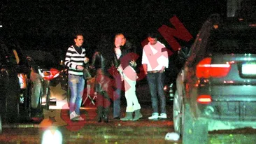 A imbratisat-o cu tot cu caine