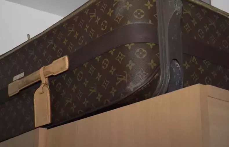 Irinel Columbeanu a ajuns la azil /Foto: Captură Video