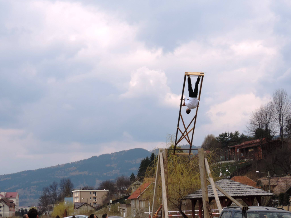 Un obicei numai pentru cei cu inima puternică