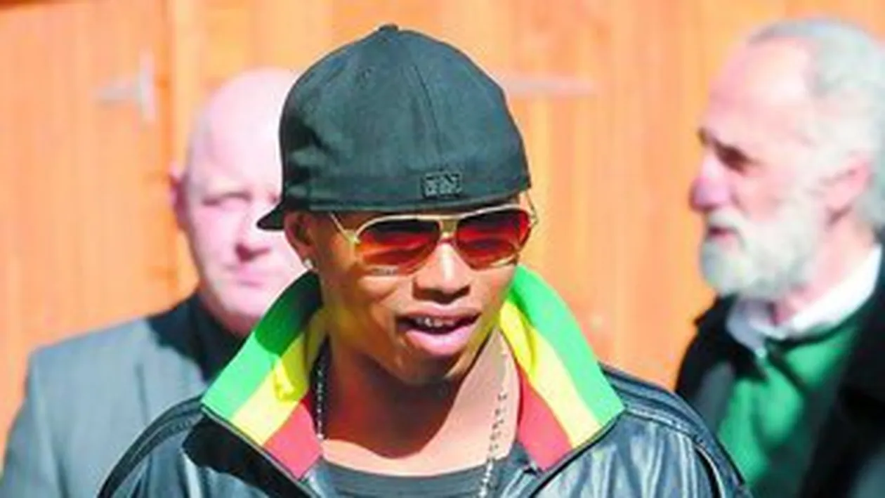 Senegalezul Diouf si-a tras masina de aur