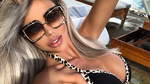 I-a trecut supărarea?! Cum a fost filmată Bianca Drăgușanu astăzi, după "lovitura" primită în weekend de la Victor Slav