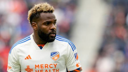 Ce substanțe interzise lua Aaron Boupendza! Fratele fotbalistului rupe tăcerea: „Oprește-te, nu mai consuma asta”