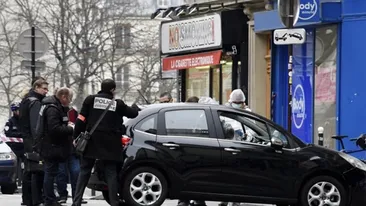 Parisul, din nou sub teroare! Un barbat a patruns intr-un oficiu postal cu o arma! Autoritatile au intervenit in forta