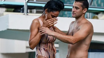 Dezvaluiri CUTREMURATOARE! Ce vedeta de la noi a vrut sa faca AVORT de doua ori