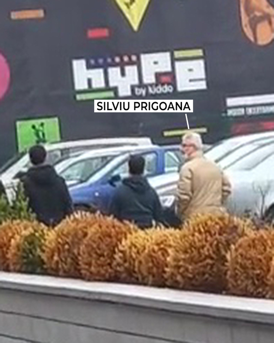 Silviu Prigoană și băiatul lui părăsesc Romexpo
