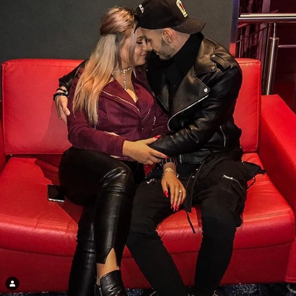 Sexy și voluptoasă, Plușica de la “Puterea dragostei” e decisă să dea lovitura în televiziune! Ce job vrea să obțină