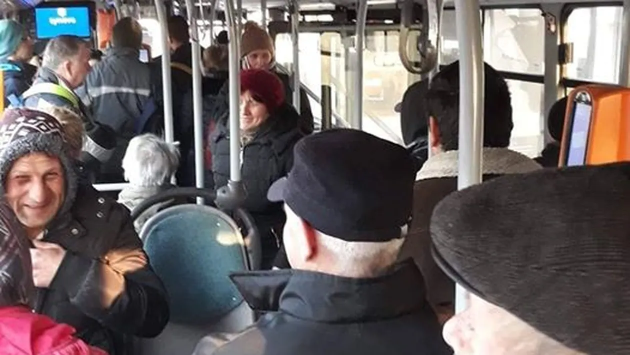 Zeci de vasluieni, uitați în autobuz de un șofer. Bărbatul a plecat să-și cumpere de mâncare
