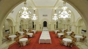 Cum arată meniul restaurantului din Palatul Parlamentului! Cel mai scump produs nu depășește 20 de lei