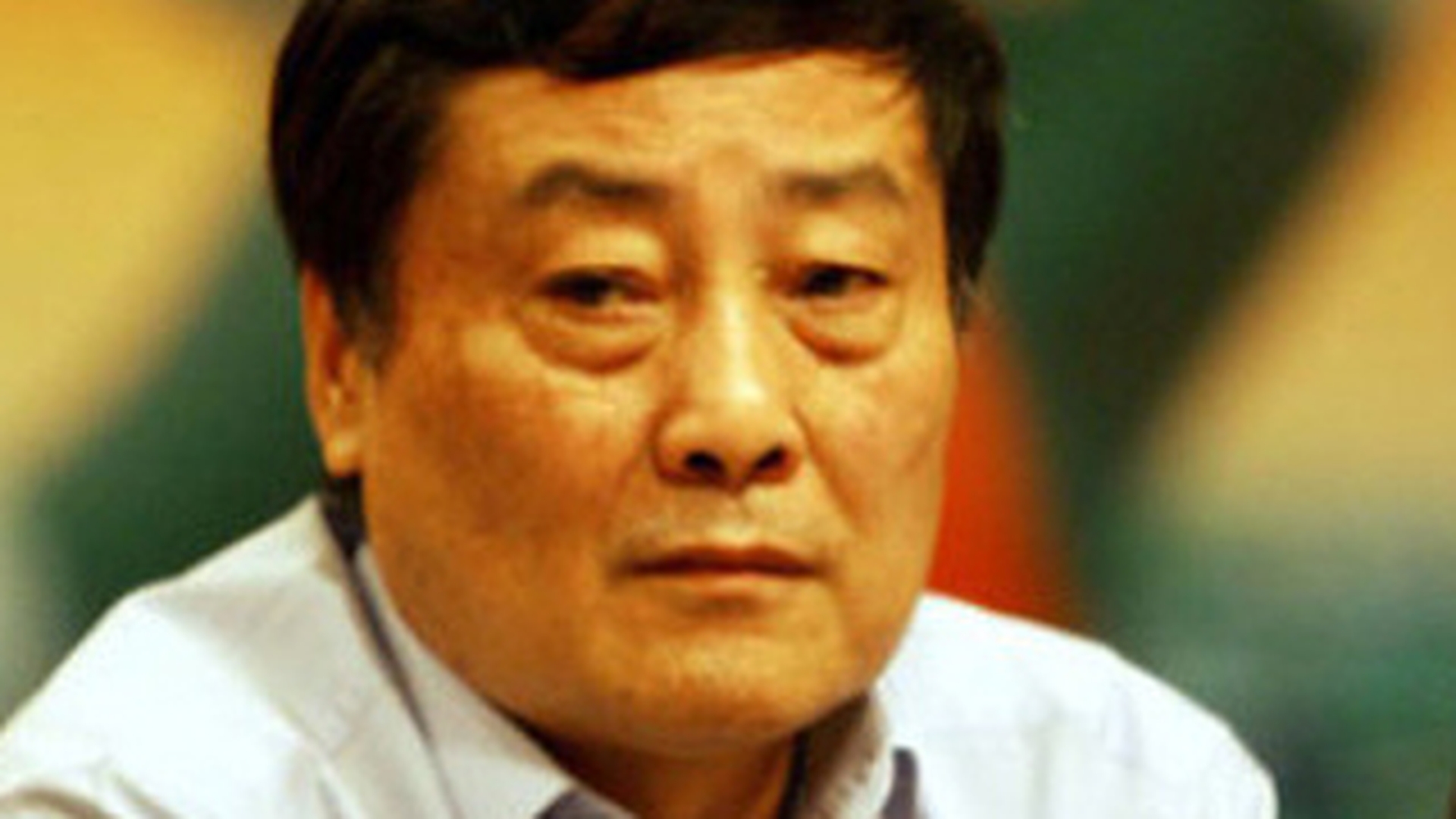 Cel mai bogat om din China este si cel mai zgarcit! Cheltuie doar 20 de dolari pe zi pe ceai si tigari
