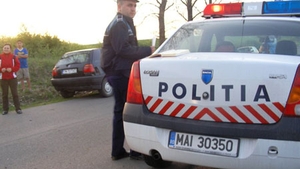 Bărbat mort după ce a fost lovit de o maşină, în timp ce mergea pe drum, în Satu Mare