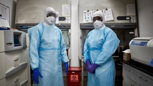 Trei medici din Târgu Jiu s-au ales cu dosar penal, după ce au fugit din spital. Toți erau infectați cu COVID-19
