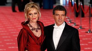 VIDEO / Fosta soţie a lui Antonio Banderas, diagnostic crunt primit de la medici: "Am avut această criză majoră şi m-au dus la spitalul din Cannes"