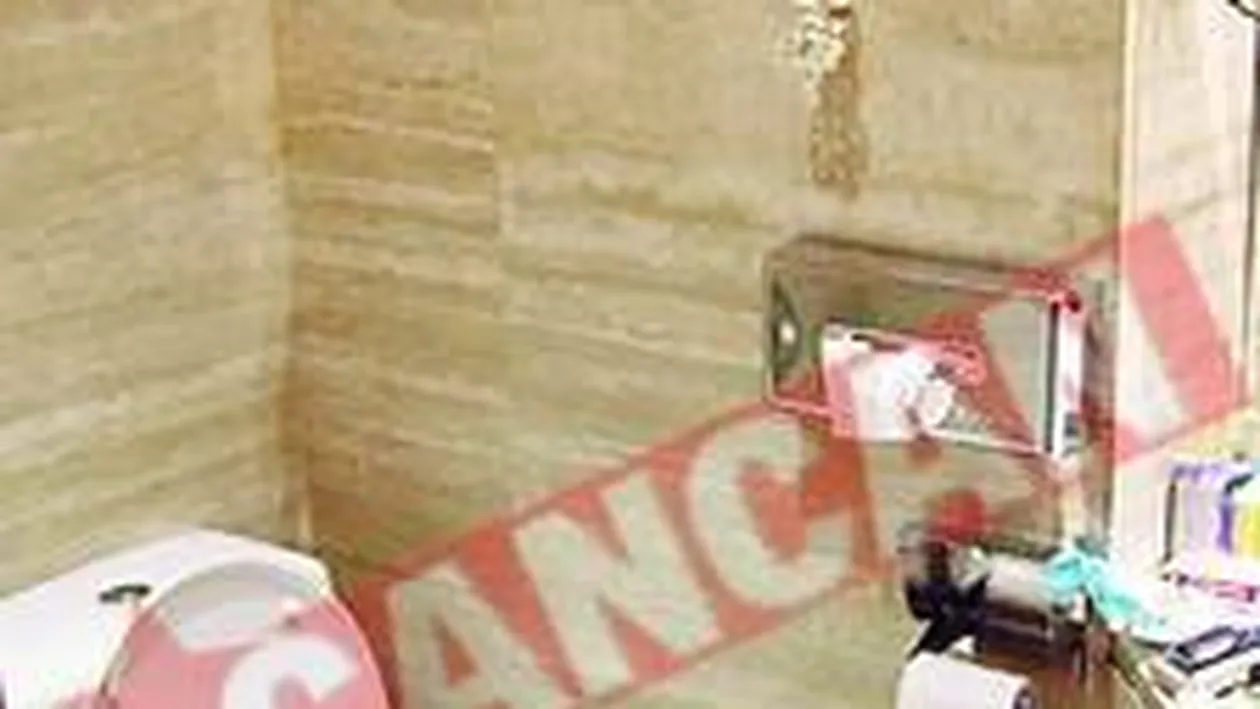 A stat doi ani pe WC