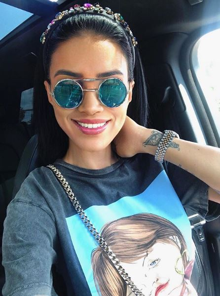 Adelina Pestrițu a dezvăluit secretul zâmbetului său. Cum își albește vedeta dinții cu doar un leu