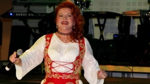Show în platoul Simonei Gherghe: ”E cu pedepse!” Ce au făcut două vedete