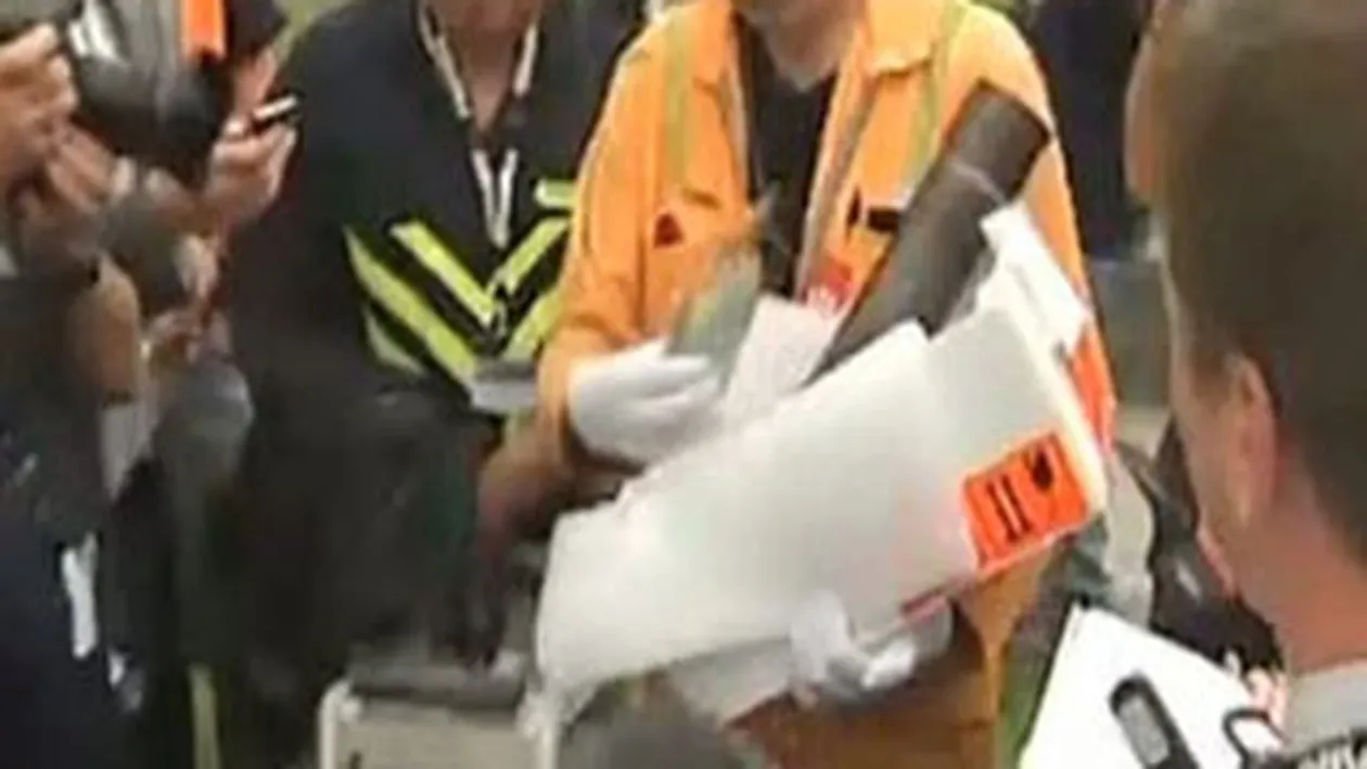 Cutremurul din Christchurch a scos la iveala doua capsule ale timpului sub ruine!