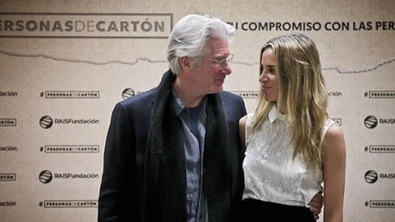 Tătic la 70 de ani! Actorul Richard Gere şi soţia lui aşteaptă al doilea copil