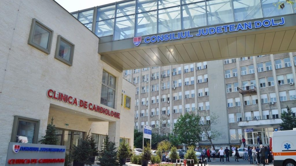Octavian Istratoaie, medicul șef de la Cardiologia din Craiova, atacat dur. “Doarme! E timpul lui, dar trebuie să salvăm un om!”