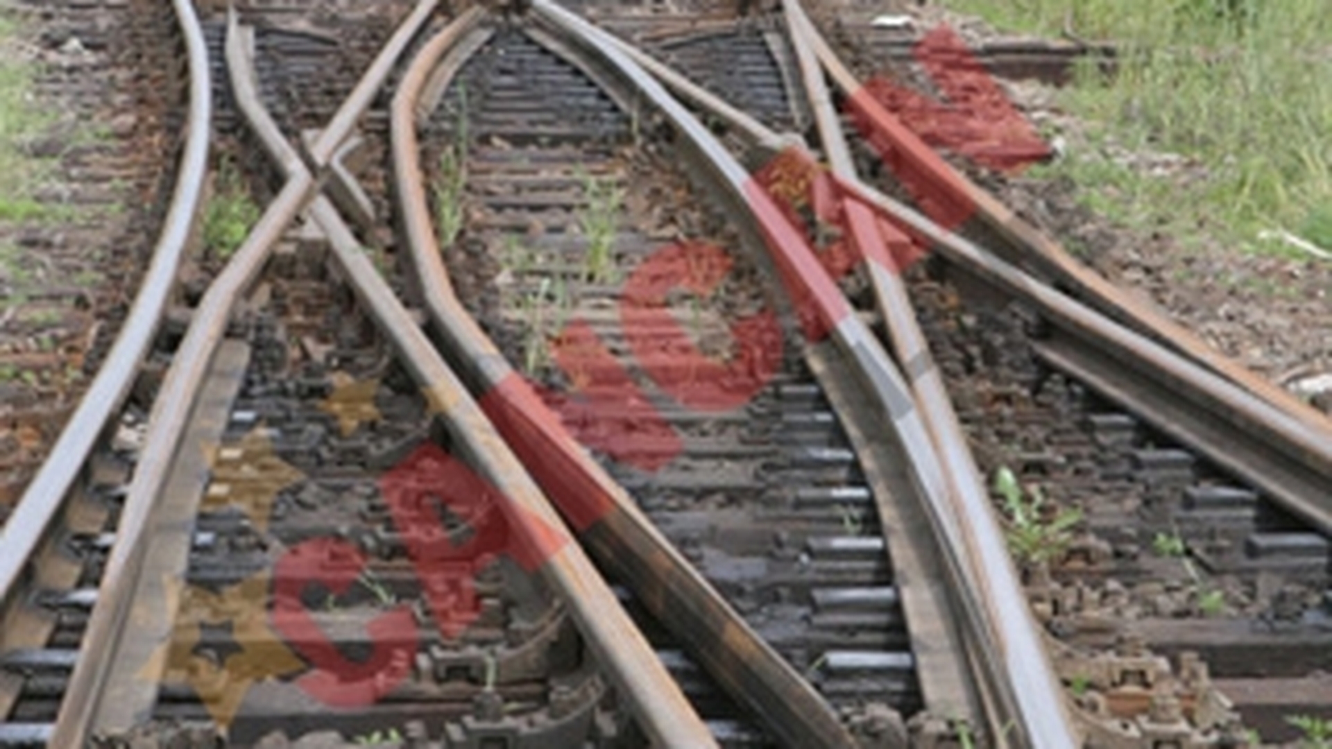 Barbat din Satu Mare, spulberat de tren, in timp ce traversa calea ferata