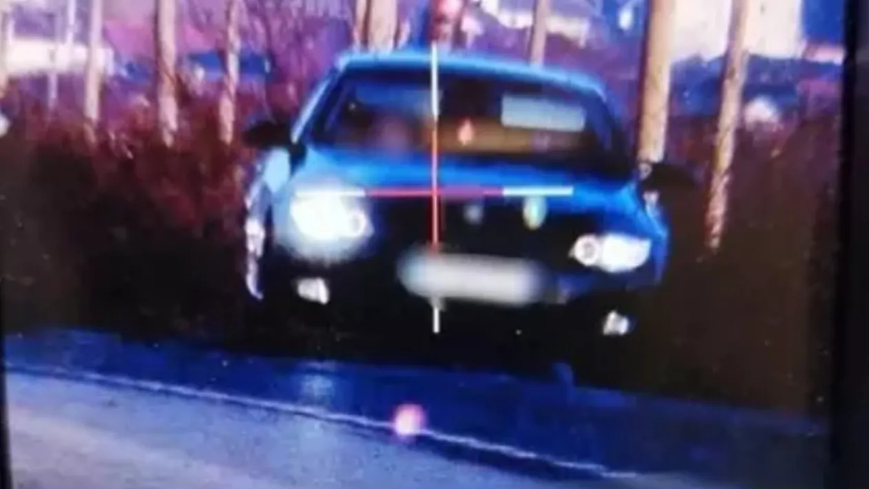 Ce a făcut șoferul din imagine după doar 17 zile de când obținuse permisul. A primit amendă 4657,5 lei