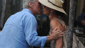 Catherine Zeta-Jones si Michael Douglas, in Italia! S-au sarutat la terasa