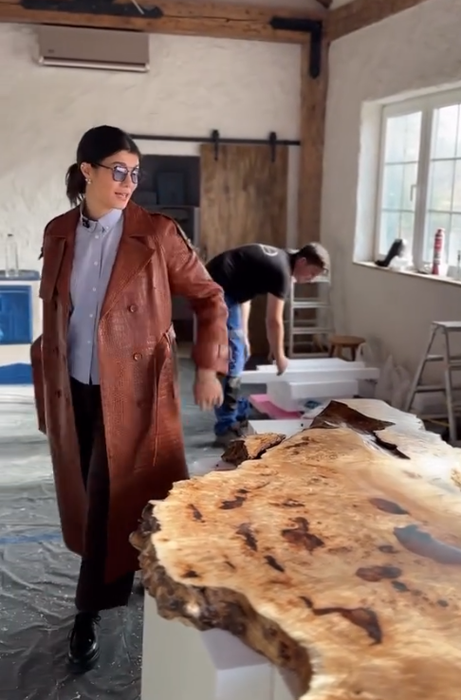 Ileana Sterp și-a cumpărat casă fix lângă mama Geta. Primele imagini cu locuința tradițională