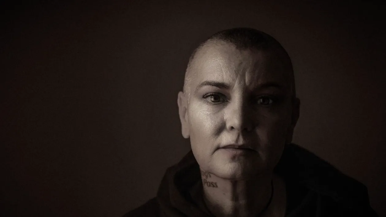 Fiul solistei Sinéad O’Connor s-a sinucis. Tânărul avea doar 17 ani