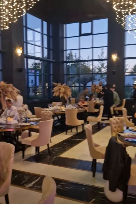 Cezar Ouatu și-a botezat fetița! Primele imagini de la eveniment