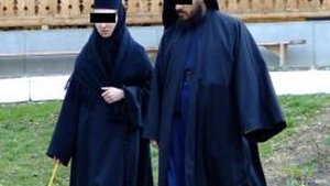 O maica stareta din Calarasi a nascut gemene, dupa o relatie interzisa cu un preot!