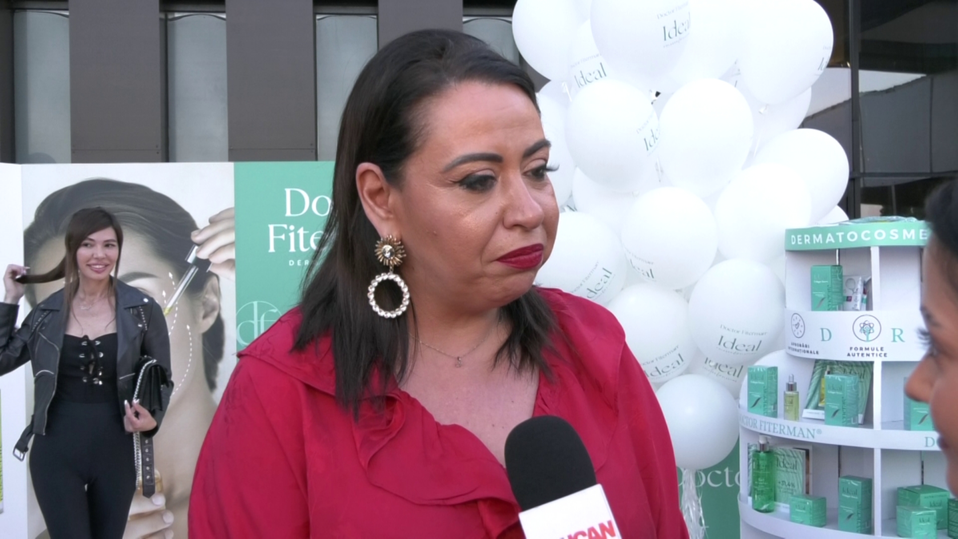 Oana Roman, ținta haterilor. Fiica lui Petre Roman este decisă să depună plângere pentru hărțuire