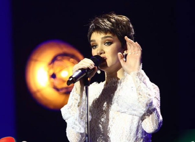Olga Verbițchi, surprinsă la mormântul lui Cătălin Caragea, concurentul de la Românii au Talent care s-a sinucis. Avem mesajul controversat și imaginile sfâșietoare pe care vedeta le-a șters