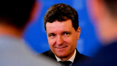 Euractiv îl critică dur pe Nicușor Dan: „Eroul de ieri al UE este azi un zero în stil MAGA” / „Orchestrează criza politică a României”