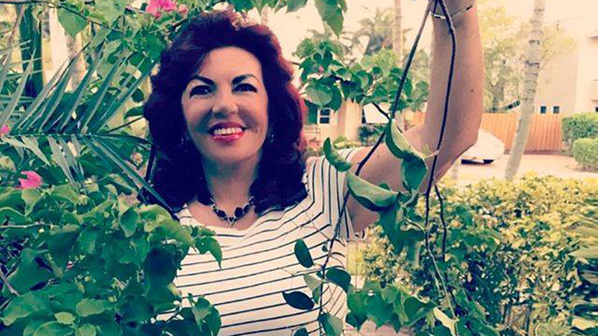 CARMEN HARRA şi-a cumpărat pistol! Clarvăzătoarea a spus totul în direct: „Nu se ştie niciodată“