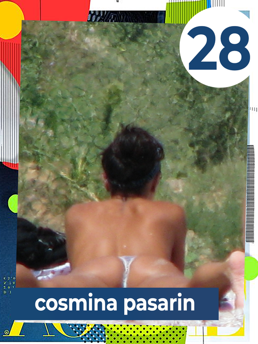 Top 30 sexy-vedete „prinse” în „buza” mării sau pe marginea piscinei