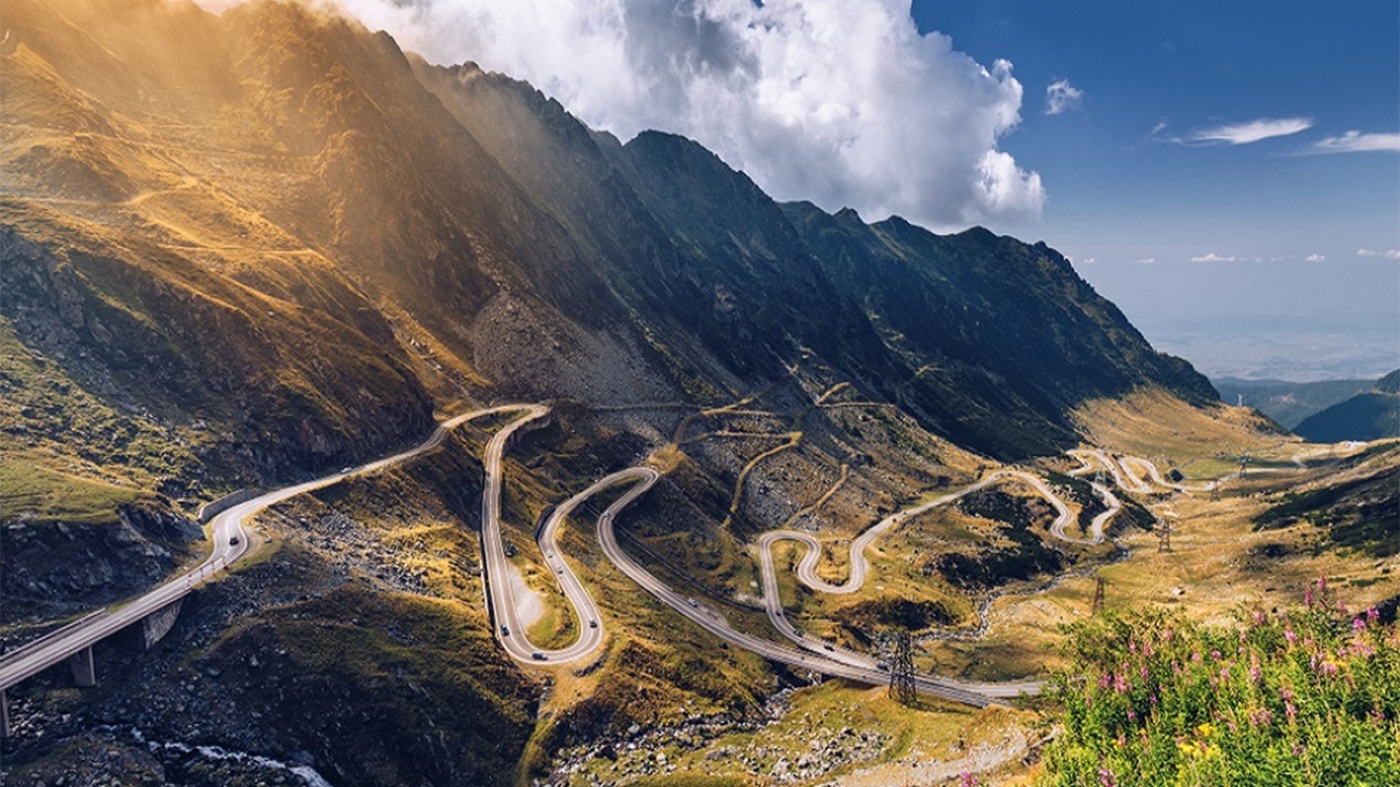 Șoseaua din România mai frumoasă decât Transalpina și Transfăgărășan. Are 106 kilometri și puțini au auzit de ea