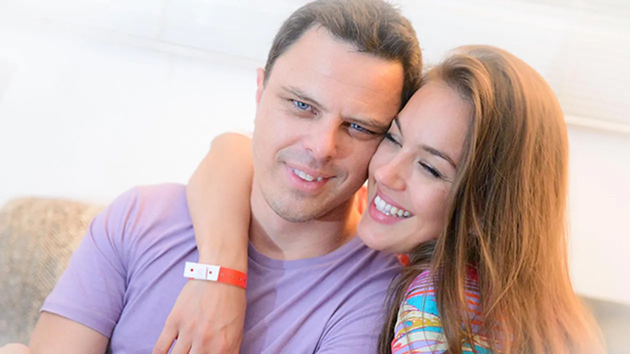 Nu si-au putut lua ochii de la ea! Iubita romanca a celui mai bine cotat DJ din lume a atras toate privirile cand a aparut ASA