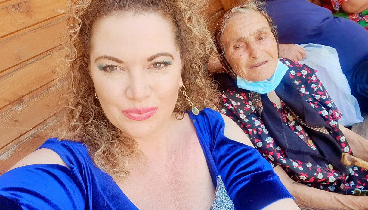 Oana Lis, făcută praf de internauţi. Ce a putut să îi spună o femeie întrece orice imaginaţie