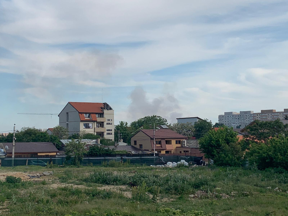 Incendiu uriaș în București! Imagini cutremurătoare realizate în urmă cu câteva minute